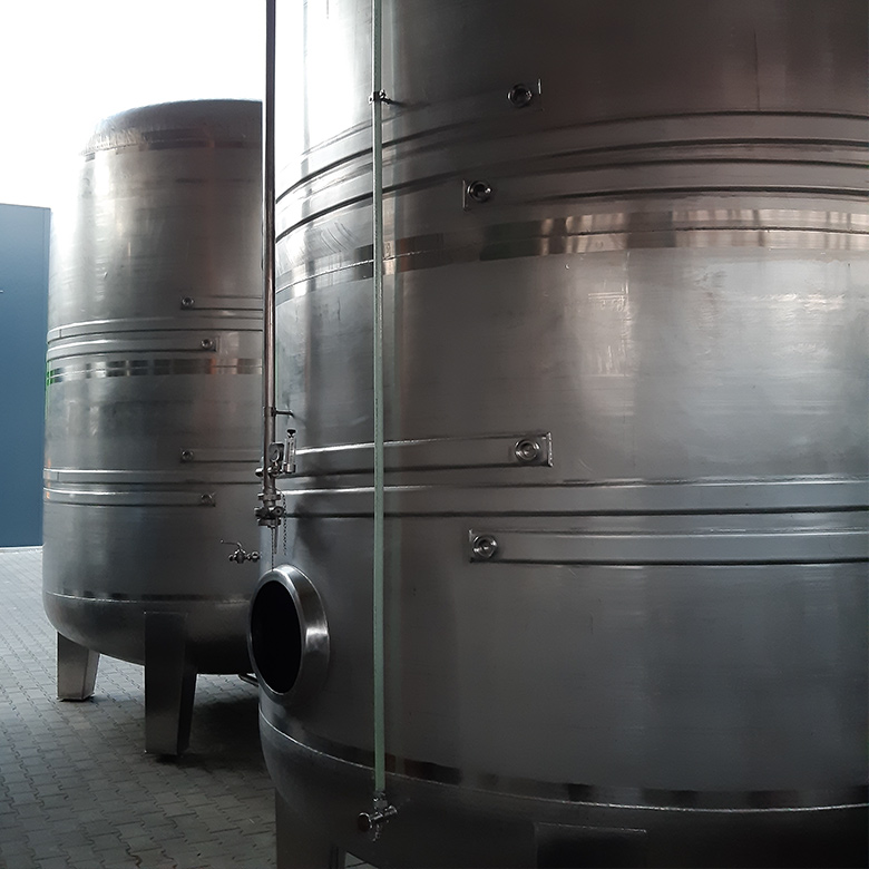 Behälter für Alkohol